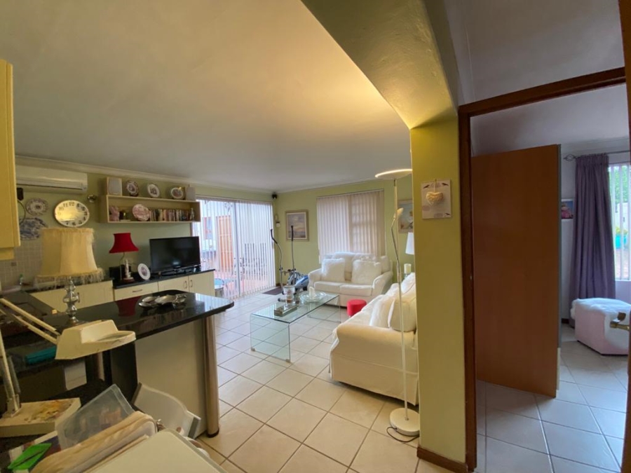 5 Bedroom Property for Sale in Sandbaai Western Cape